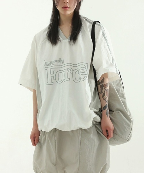 Per sist ence（パーシエンス） tシャツ カレッジロゴVネックナイロン