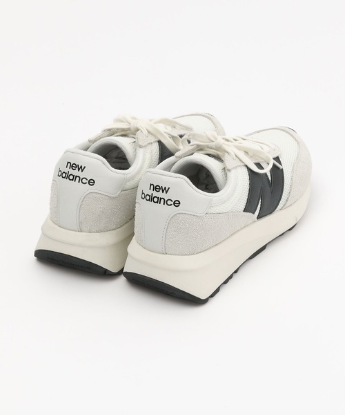 Levi's × New Balance 327 