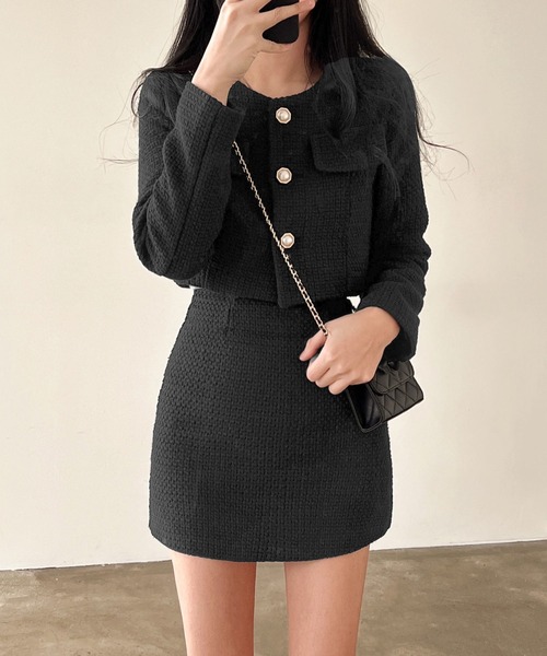 [超美品]IIROT ショート丈 ジャケット ブラック F Kuroba セットアップ 2点セットアップツイード風ノーカラーショート丈