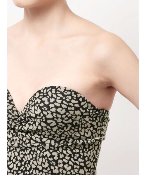 チューブトップ　新品 d.i.a. レオパード柄 ベアトップ フリーサイズ GYDA チューブトップ ベアトップ leopard printベアビスチェ