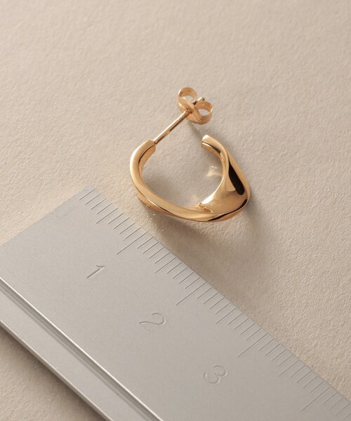 ピアス K10平甲ひねりフープ スタッドピアス レディースの画像
