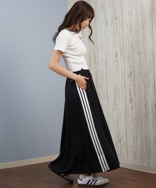 adidas アディダス　オリジナルス　3ストライプ　フレアスカート adidas スカート adidas/アディダス フレアスカート 3ストライプ