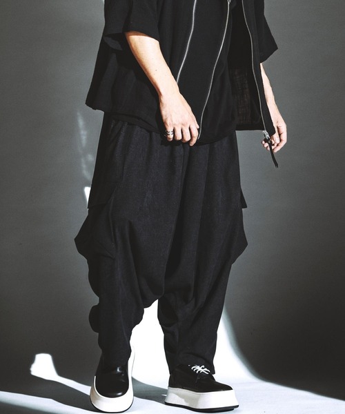 NO ID コーティング サルエル スキニー カーゴパンツ ブラック Y2K NO ID コーティング サルエル スキニー カーゴパンツ ブラック Y2K