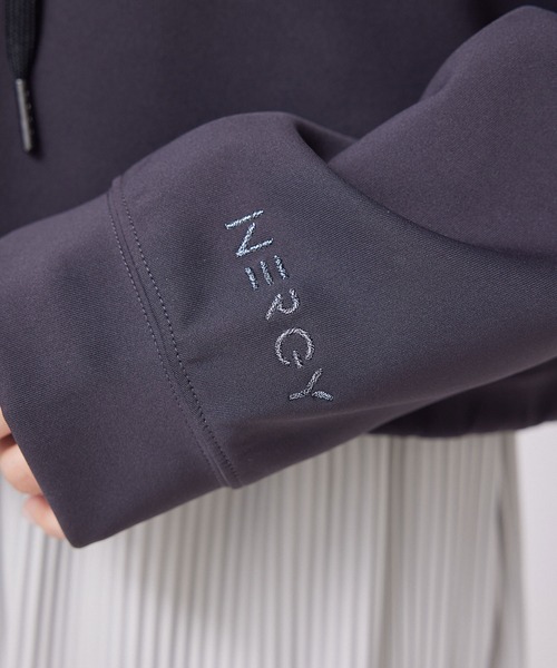 「NERGY」 プルオーバーパーカー FREE ブラック系その他 レディース_画像7