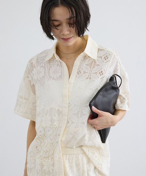 SALON adam et rope' シャツ SALON adam et rope' ／刺繍入りクルーネックTシャツ - メルカリ