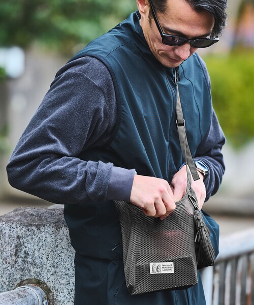 MADRAS メッシュ　ショルダーバッグ　ブラック Marmot（マーモット） ショルダーバッグ 「別注」「Marmot」メッシュ