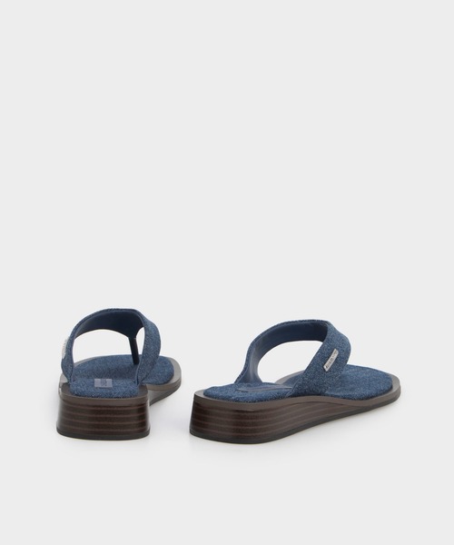 CHARLES ＆ KEITH（チャールズ&キース） リカバリーサンダル サンダル