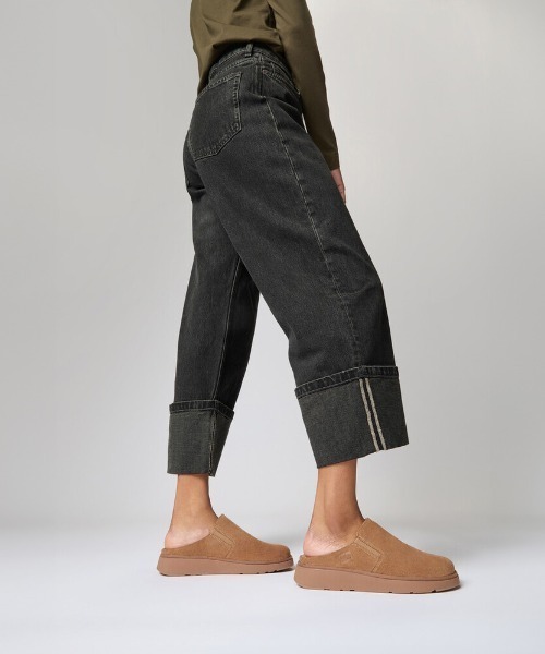 HYKE（ハイク） フラットサンダル 23.5cm ベージュ レディース