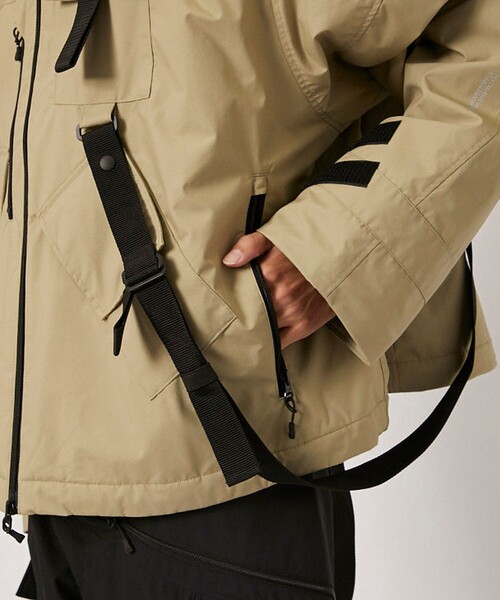 ブルゾン アウター 「D-VEC/ディーベック」GORETEX PRODUCT 3L S.R.G.SHELL BEIGE メンズの画像