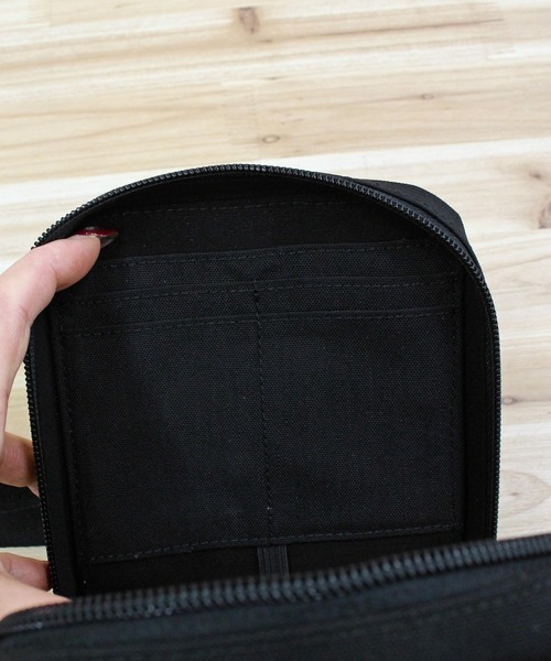 Carhartt（カーハート） 財布 ナイロンダッククロスボディウォレット