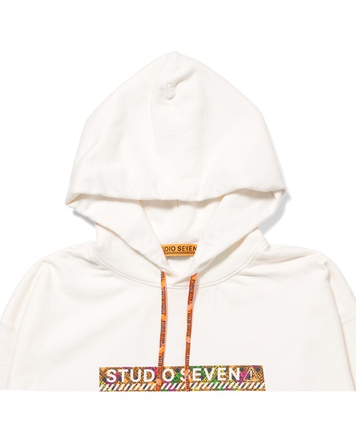 スタジオセブン3周年白パーカーL美品！ スタジオセブン3周年白パーカーL美品！