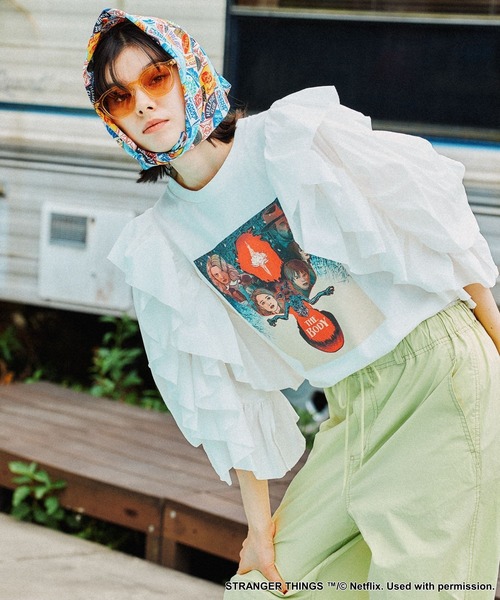 niko and… tシャツ 「STRANGER THINGS」コラボ ラッフルスリーブ