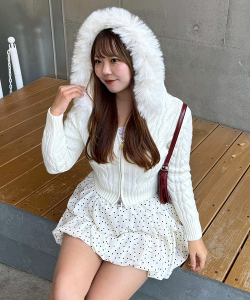 continuer de NICE CLAUP ニット セーター ケーブルファーPK