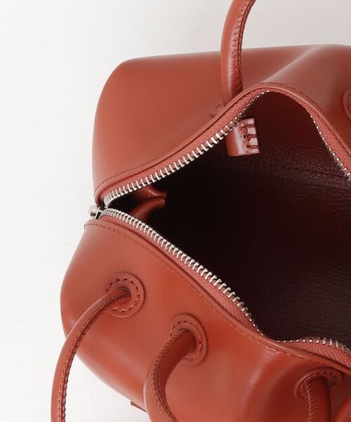 美品　赤　YAHKI 2WAYショルダーバッグ YH-670 YAHKI｜シュリンクソフト Wフェイスレザー スクエア ショルダーバッグ