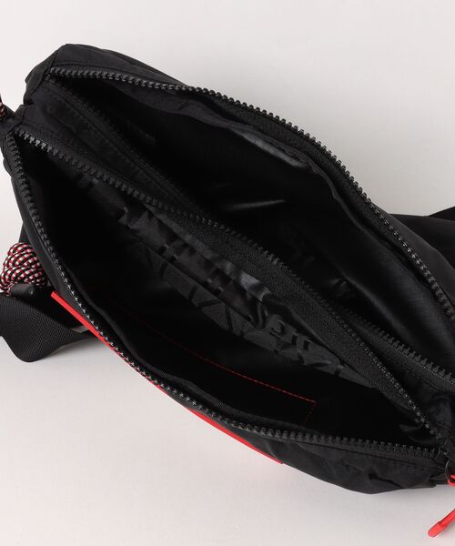 Hunter ハンター ショルダーバッグ ブラック 軽量 HUNTER（ハンター） ショルダーバッグ バッグ TRAVEL RIPSTOP SACOCHE