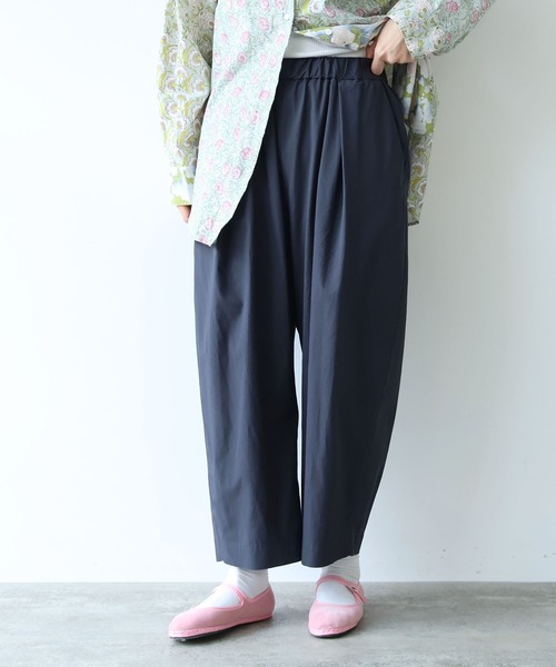 ワイドパンツ パンツ 80/2強撚コットン　ギャバゴムタックパンツ レディースの画像