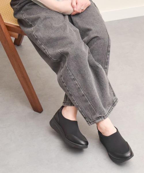 Bussola（ブソラ） スニーカー 「bussola」全天候型ストレッチ