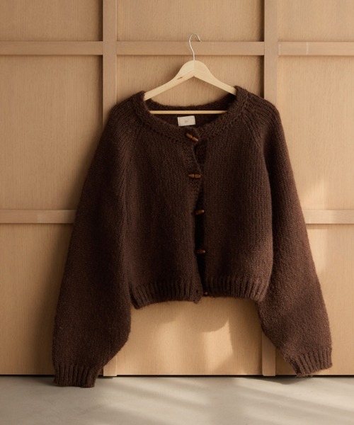 即完売色 新品 moi tytto トグルボタンカーディガン イエロー系 moi tytto（モイテュット） カーディガン トグルボタンカーディガン