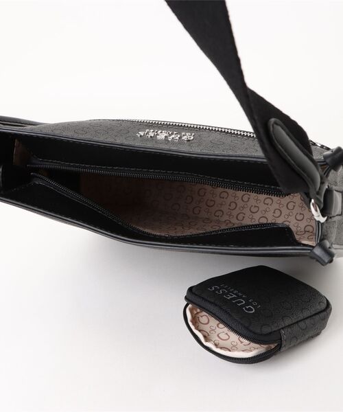 GUESS（ゲス） ショルダーバッグ バッグ FORMOSA ショルダーバッグ