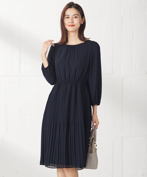 【新品】any SiS✨️ワンピース フェミニンプリーツ ワンピース ネイビー 楽天市場】【洗える】フェミニンプリーツ ワンピース