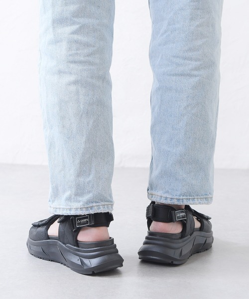 YELLO 厚底スポーツサンダル YELLO / CREMA SINGLE SNEAKER SANDALS