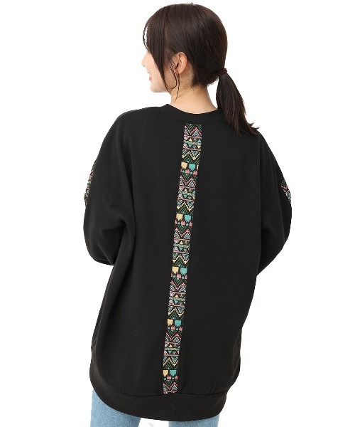 チチカカ（TITICACA） トレーナー スウェット ポカクルーネックプル