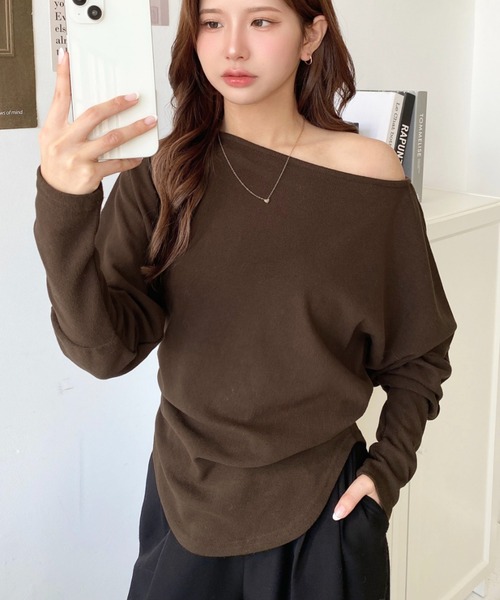 ワンショルダー レディース トップス おしゃれ セットアップ 楽天市場】セクシートップス 胸元 強調 セクシー 長袖 胸開き