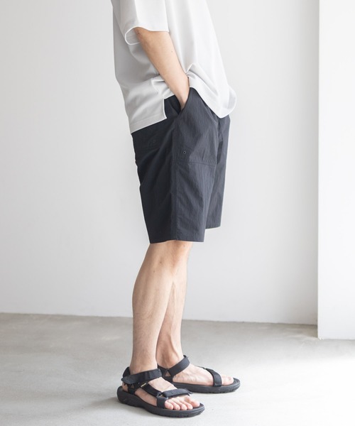 ネイビーショートパンツ 刺繍付き ◇GAP 刺繍ロゴ スウェットパンツ ハーフ ショートパンツ