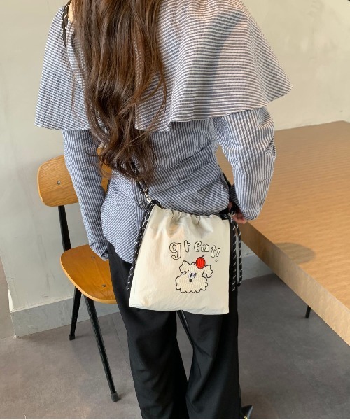 ハンドメイドサコッシュ　y2k 原宿系 FREE STYLISTS サコッシュ ショルダーバッグ バッグ ミニ Y2K ミニ