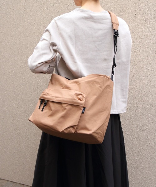 STANDARD SUPPLY（スタンダードサプライ） ショルダーバッグ フロント