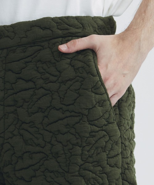 ワイドパンツ スラックス 「MATSUFUJI/マツフジ」Leaves Quilted Jacquard Trousers メンズの画像