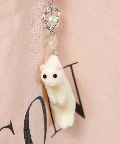 チャーム にゃー つままれ子猫 キーホルダー レディース : ZOZOTOWN