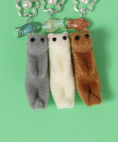 チャーム にゃー つままれ子猫 キーホルダー レディース : ZOZOTOWN