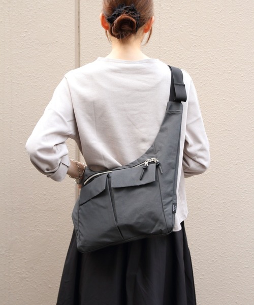STANDARD SUPPLY ボディバッグ ダークグレー STANDARD SUPPLY ボディバッグ ダークグレー 【公式通販】