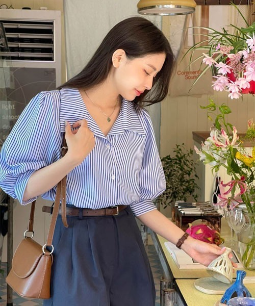 「SONA」 「designedbyi.got.c」半袖シャツ FREE ブルー レディース_画像4