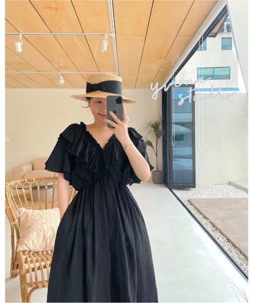 日本未入荷★Karen Millen フリルVネックフレアワンピース 日本未入荷☆Karen Millen Vネックフレアワンピース