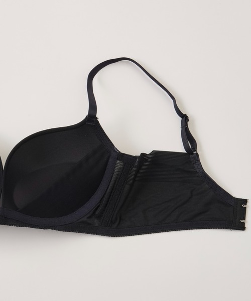 Dolce Fiora ブラジャー ノンワイヤーで谷間とボリュームも