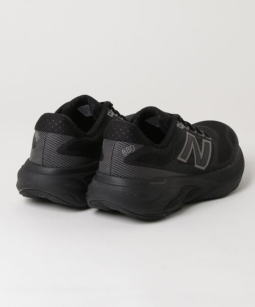 大人気の New Balance スニーカー Fresh Foam X 880 v15 メンズ スパイク・シューズ