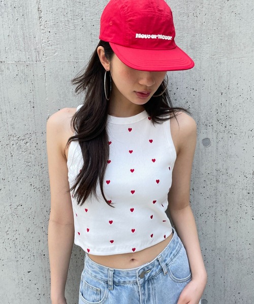 FOREVER21 タンクトップ ノースリーブ 「2025SS」刺繍
