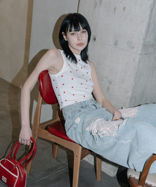 FOREVER21 タンクトップ ノースリーブ 「2025SS」刺繍