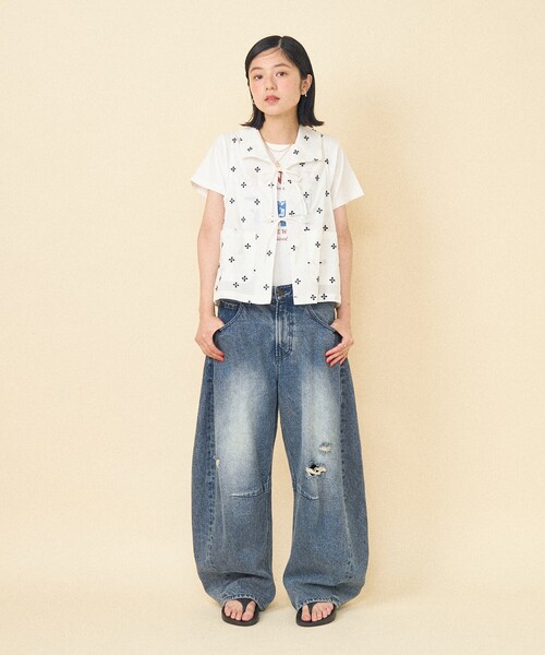 リアムプラージュ　リネン混ベスト　ジレ　リボン付き　日本製 FREAK'S STORE ベスト ジレ インド 小花刺繍 襟付きリボンベスト