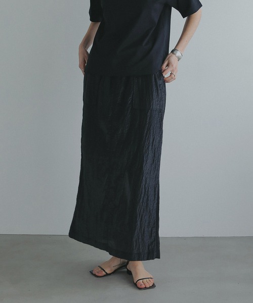 マノフ　MANOF OVERLAP STRETCH SKIRT　ブラック MANOF（マノフ）の「OVERLAP STRETCH SKIRT（スカート）」 - WEAR