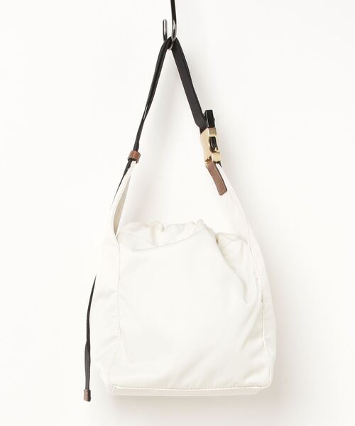 ORSETTO オルセット ナイロンボディバッグ ホワイト ORSETTO オルセット ナイロンボディバッグ ホワイト - メルカリ