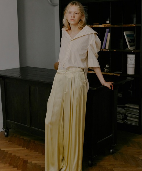 ブラウス シャツ タックスリーブショートスリーブシャツ / Tuck-Sleeve Short Sleeve Shirt レディースの画像