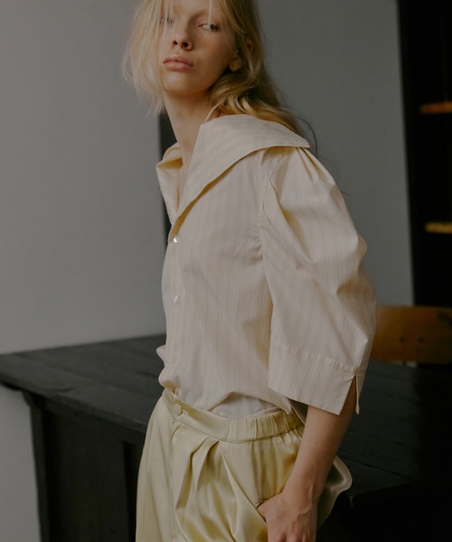 ブラウス シャツ タックスリーブショートスリーブシャツ / Tuck-Sleeve Short Sleeve Shirt レディースの画像