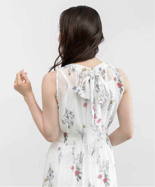 ワンピース 「Botanical Bloom」ボタニカルフラワーシフォンワンピースの画像