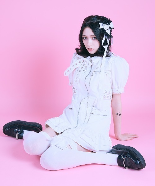 AVENCHUMU ワンピース AVENCHUMU ワンピース Lace trimming hoodie sleeveless long