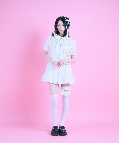 【AVENCHUMU】レースアップ ミニワンピース AVENCHUMU】レースアップ ミニワンピース - メルカリ