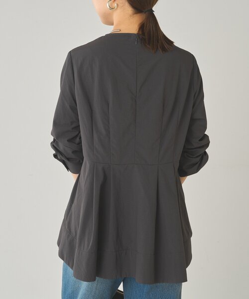 【新品タグ付き】DRESS ROOM AMI ペプラムブラウス　黒　Mサイズ Loungedress ブラウス シャツ Aラインペプラムブラウス