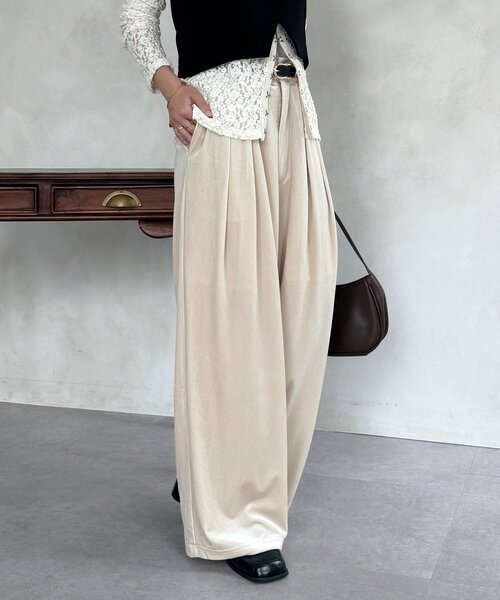 Thevon（ゼヴォン） パンツ 2タックベロアパンツ レディース